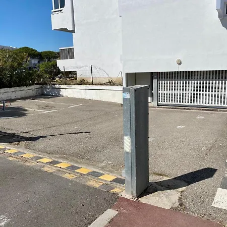 Joli Studio Cabine 2 A 4 Pers, Bord De Mer, Port Camargue, La Croisiere Apartment *