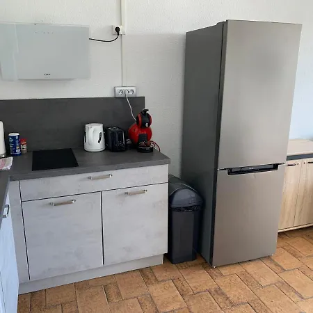 Apartment Joli Studio Cabine 2 A 4 Pers, Bord De Mer, Port Camargue, La Croisiere Le Grau-du-Roi